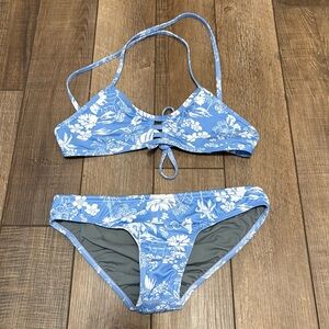Tomcat Bikini Top + Andy Bottom Blue Floral Medium Swim Set